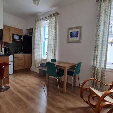 Hebridean Town House Apartment Stornoway  Bagian luar foto