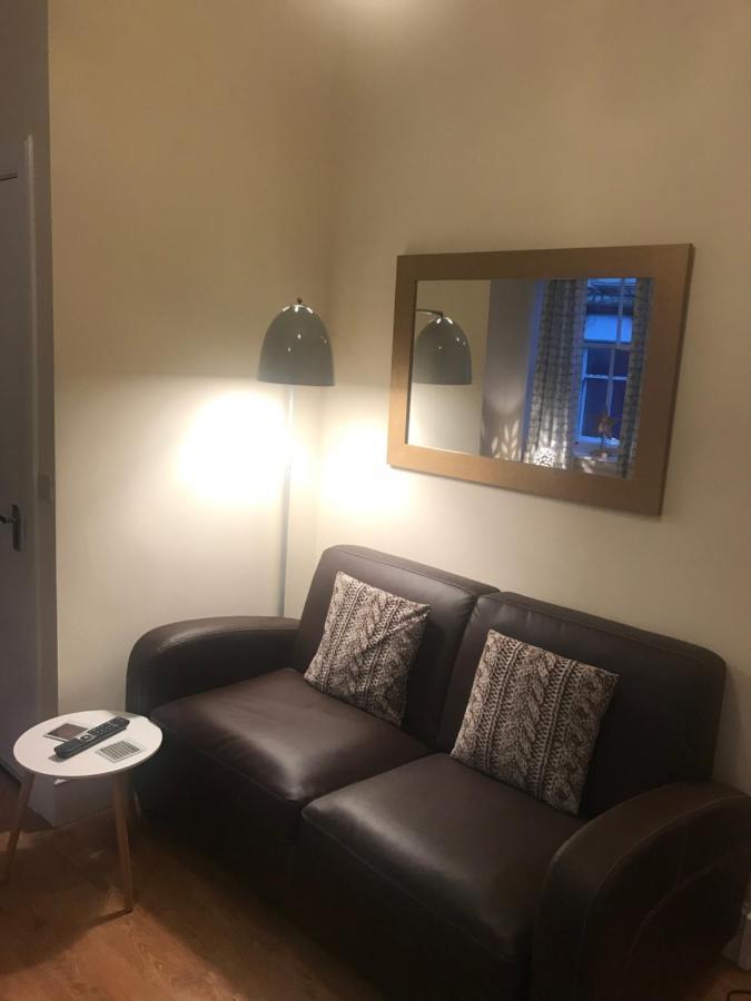 Hebridean Town House Apartment Stornoway  Bagian luar foto