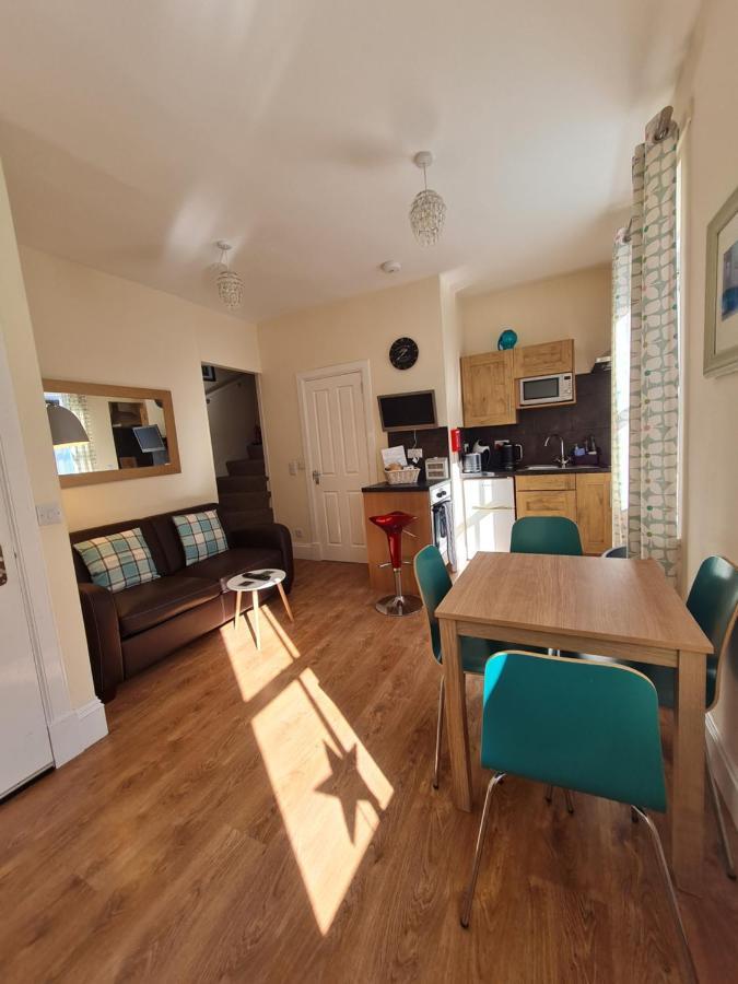 Hebridean Town House Apartment Stornoway  Bagian luar foto