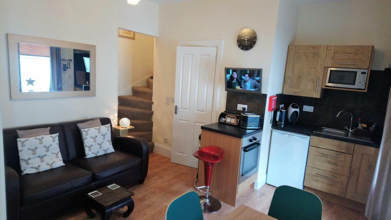 Hebridean Town House Apartment Stornoway  Bagian luar foto